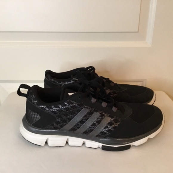 Men’s Black adidas Runners Size 10 - Picture 5 of 7
